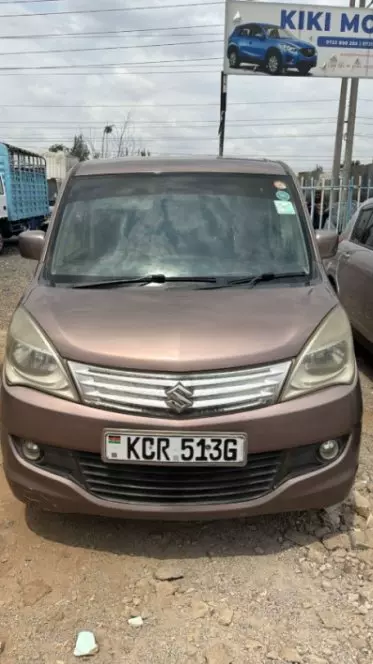 SUZUKI Solio
