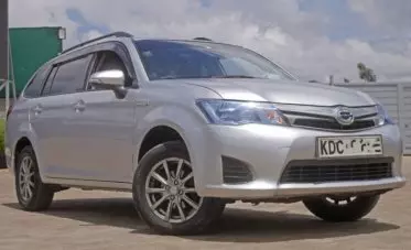 Toyota Fielder 