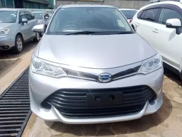 Toyota Fielder hybrid