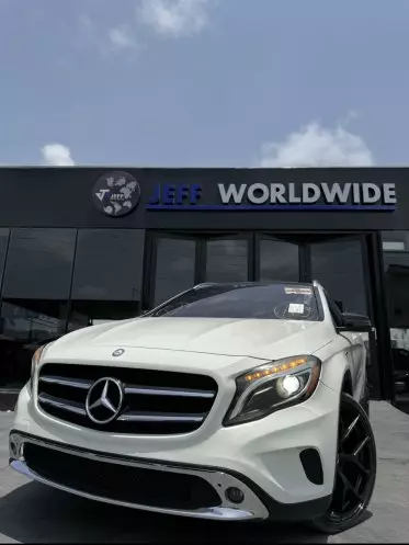 Mercedes-Benz 250