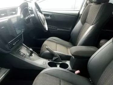 Toyota Auris Hybrid