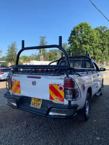 Toyota Hilux 