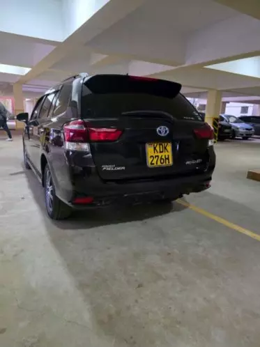 Toyota Fielder 