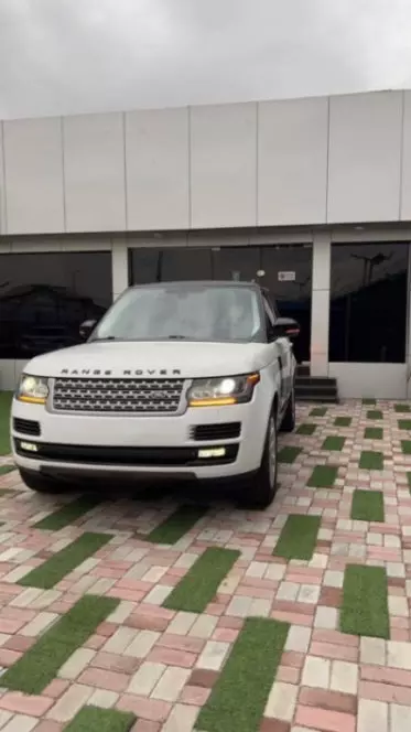 RANGE ROVER Vogue