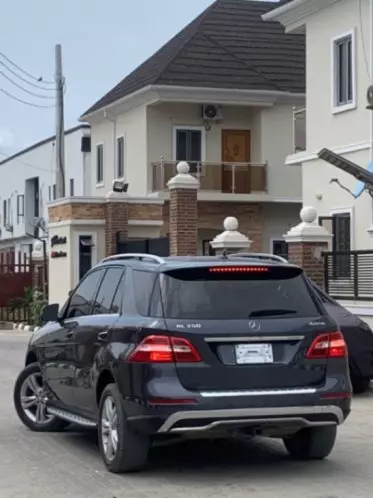 Mercedes-Benz ML 350