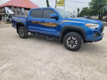 Toyota Tacoma