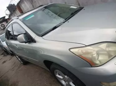 Lexus RX 330