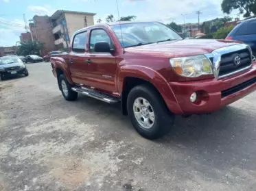 Toyota Tacoma