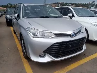 Toyota Fielder hybrid