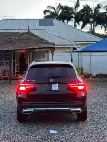 Mercedes-Benz GLC 300