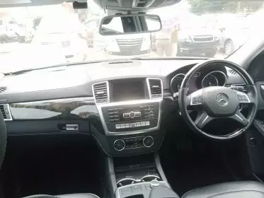 Mercedes-Benz ML 350