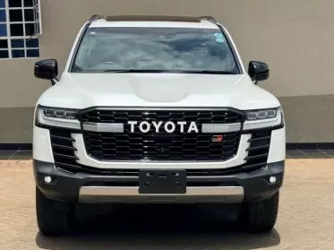 Toyota LAND CRUISER 300 LC300