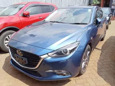 Mazda Axela