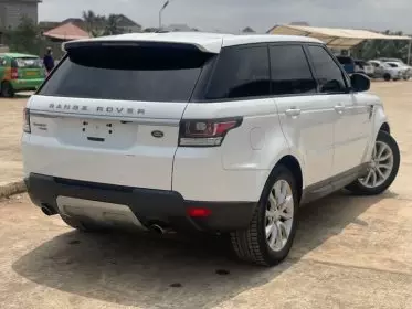 Land Rover  Range Rover Sport HSE Dynamic