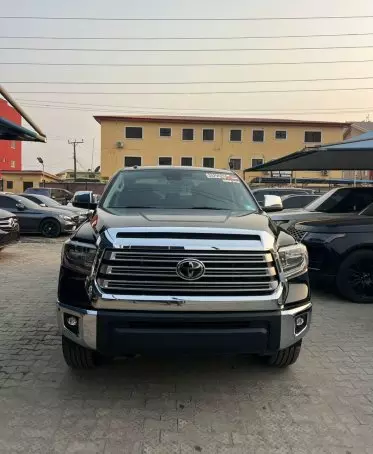 Toyota Tundra
