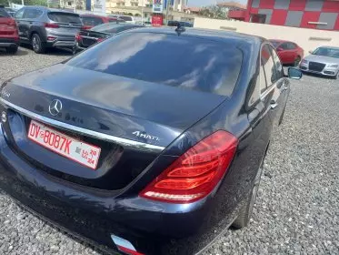 Mercedes-Benz S 550