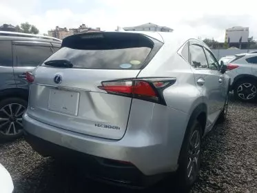 Lexus NX300h Hybrid