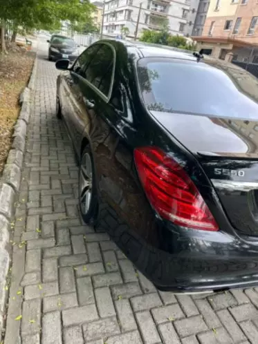 Mercedes-Benz S 550