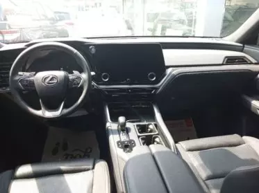 Lexus TX 350
