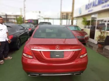 Mercedes-Benz C 300