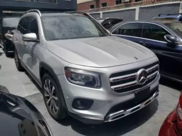Mercedes-Benz GLB 250