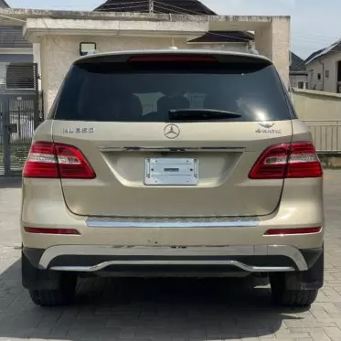Mercedes-Benz ML 350