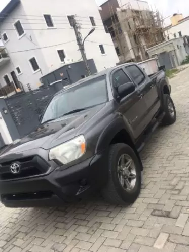 Toyota Tacoma