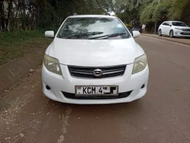 Toyota Fielder 