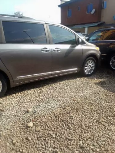 Toyota Sienna