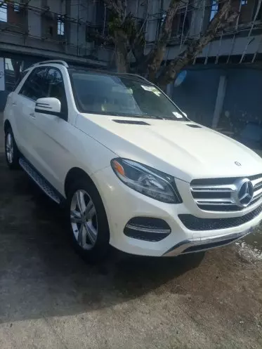 Mercedes-Benz GLE 350