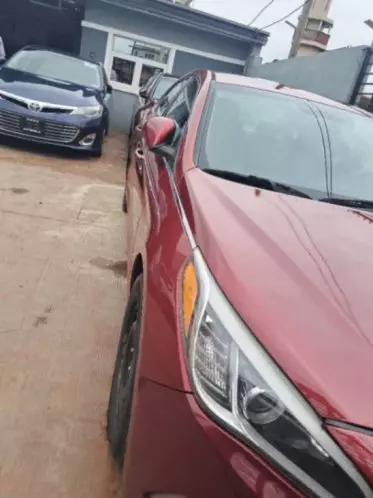 Hyundai Sonata