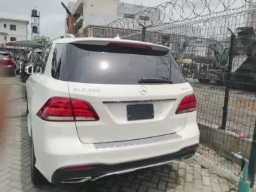 Mercedes-Benz GLE 400