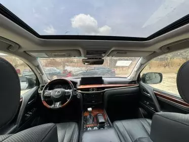 Lexus LX 570