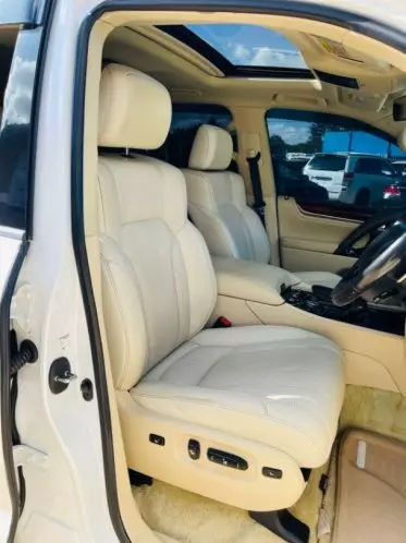 Lexus LX 570