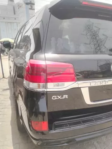 Toyota Land Cruiser Prado VX.L