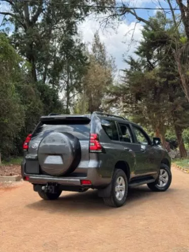 Toyota Landcruiser Prado