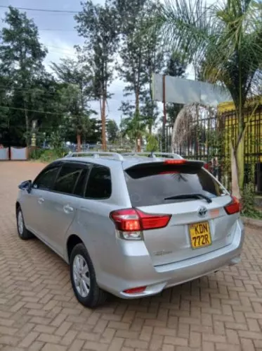 Toyota Fielder hybrid