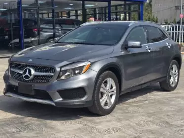 Mercedes-Benz GLA 250