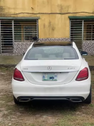 Mercedes-Benz C 300