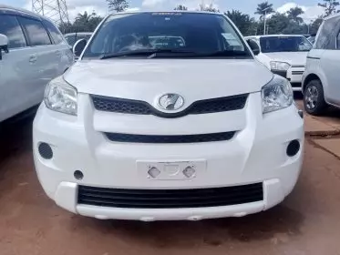 Toyota Ist