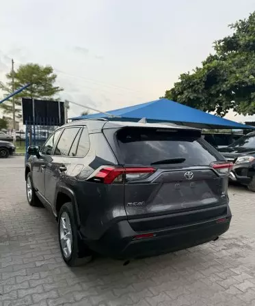 Toyota RAV 4