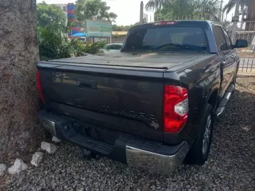 Toyota Tundra