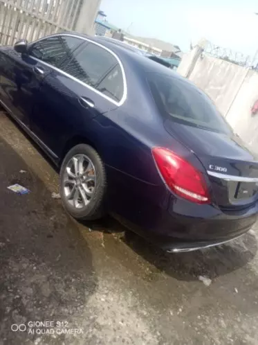 Mercedes-Benz C 300