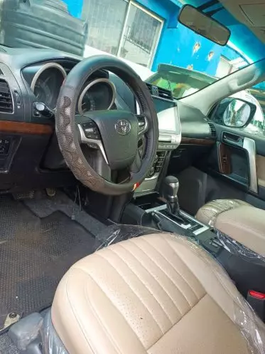 Toyota Landcruiser Prado