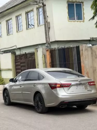 Toyota Avalon