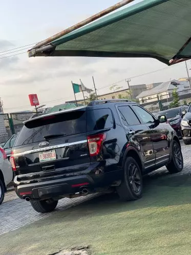 Ford Explorer