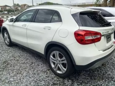 Mercedes-Benz GLA 250