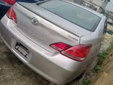 Toyota Avalon