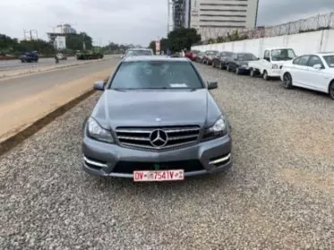 Mercedes-Benz 250