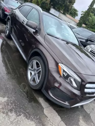 Mercedes-Benz GLA 250